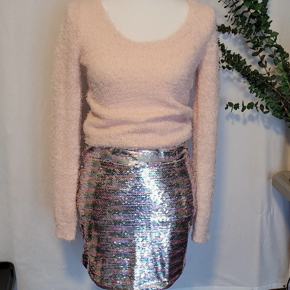 Urban Outfitters rainbow sequint Mini skirt. - Picture 5 of 10